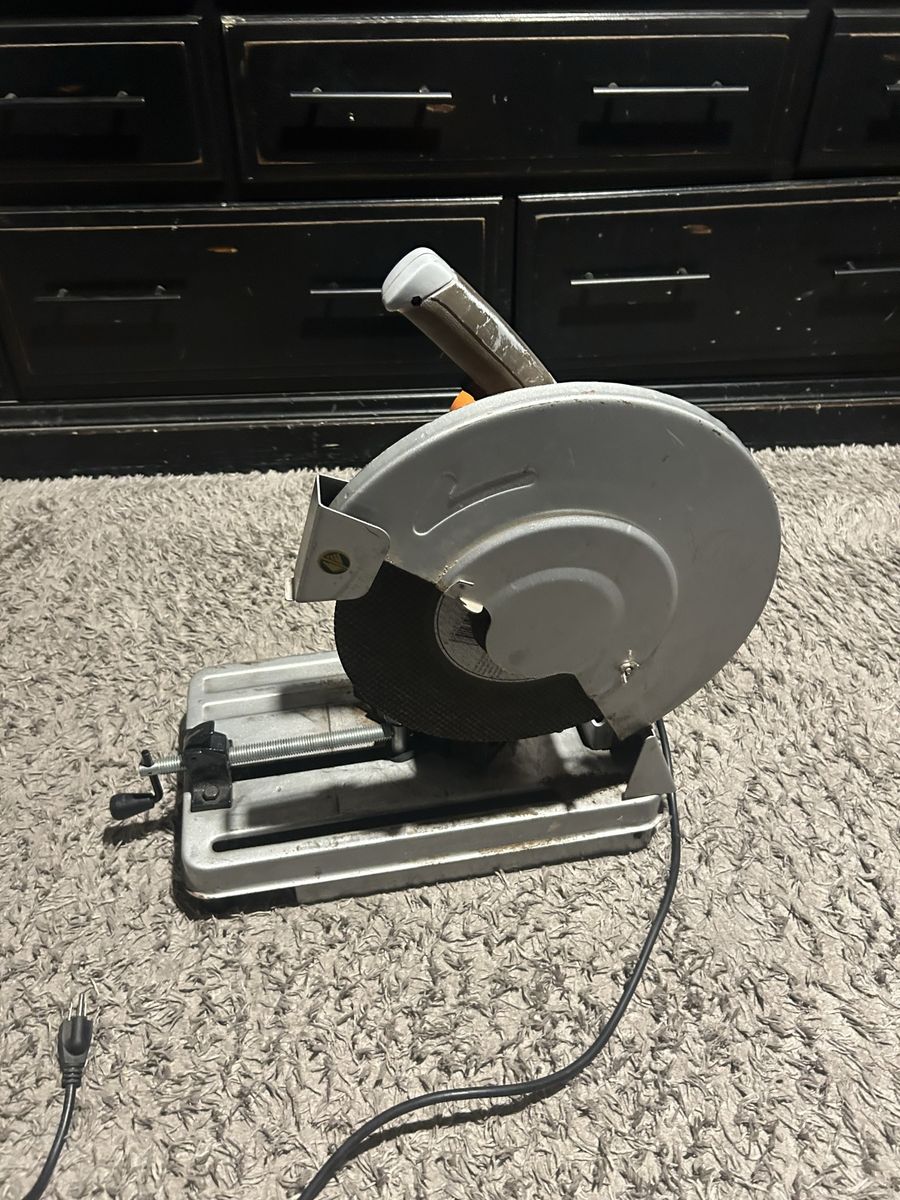 Metal chop saw