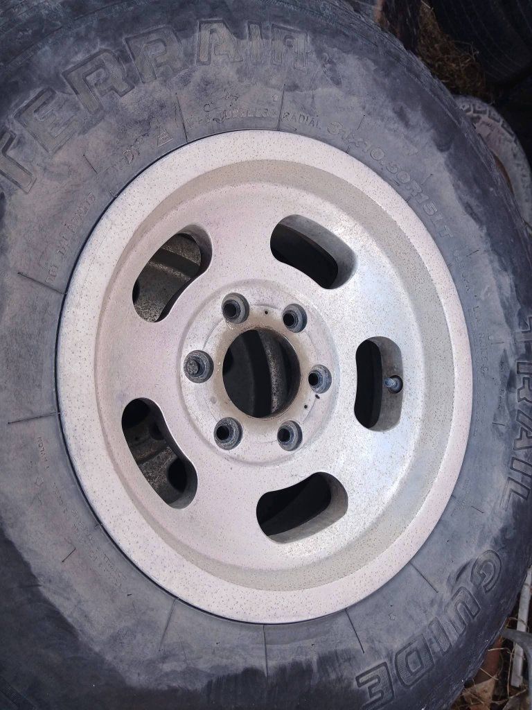 FULL SIZE JEEP SLOT WHEELS