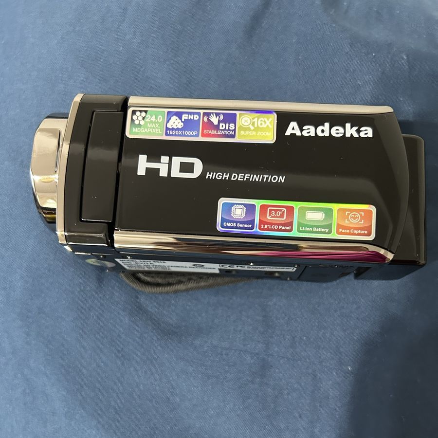 Aadeka HDV-604S Digital HD Video Camera Recorder 24MP 1080P 16X Zoom 3" LCD