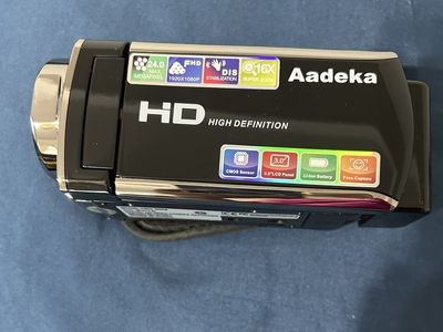Aadeka HDV-604S Digital HD Video Camera Recorder 24MP 1080P 16X Zoom 3" LCD