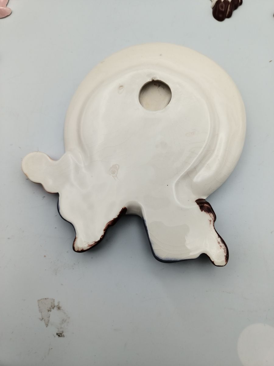 Main image 12