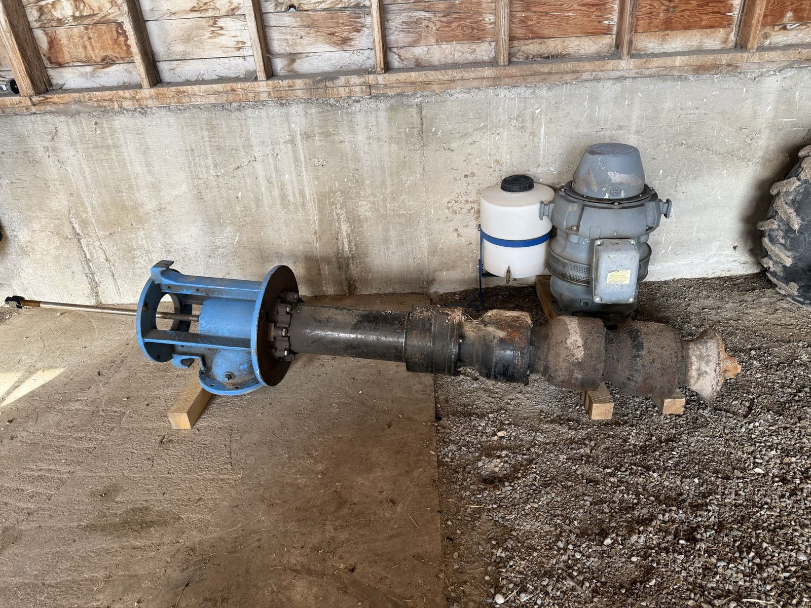 40 HP pump w/ variable frequency drive,