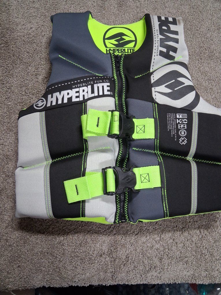 HyperLite Youth Life Jacket 50 to 90 lb Like New!