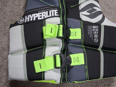 HyperLite Youth Life Jacket 50 to 90 lb Like New!