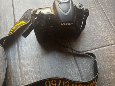 Nikon D750 FX-format Digital SLR Camera Body
