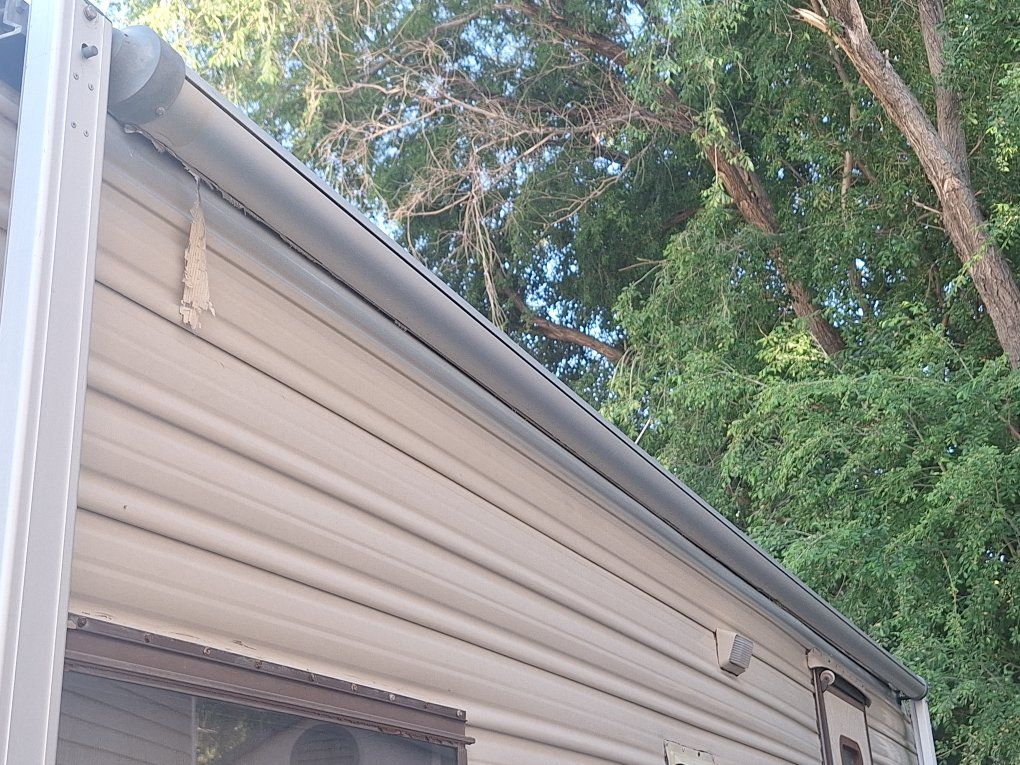 AWNING  ( FRAME AND BRACKETS ONLY! )