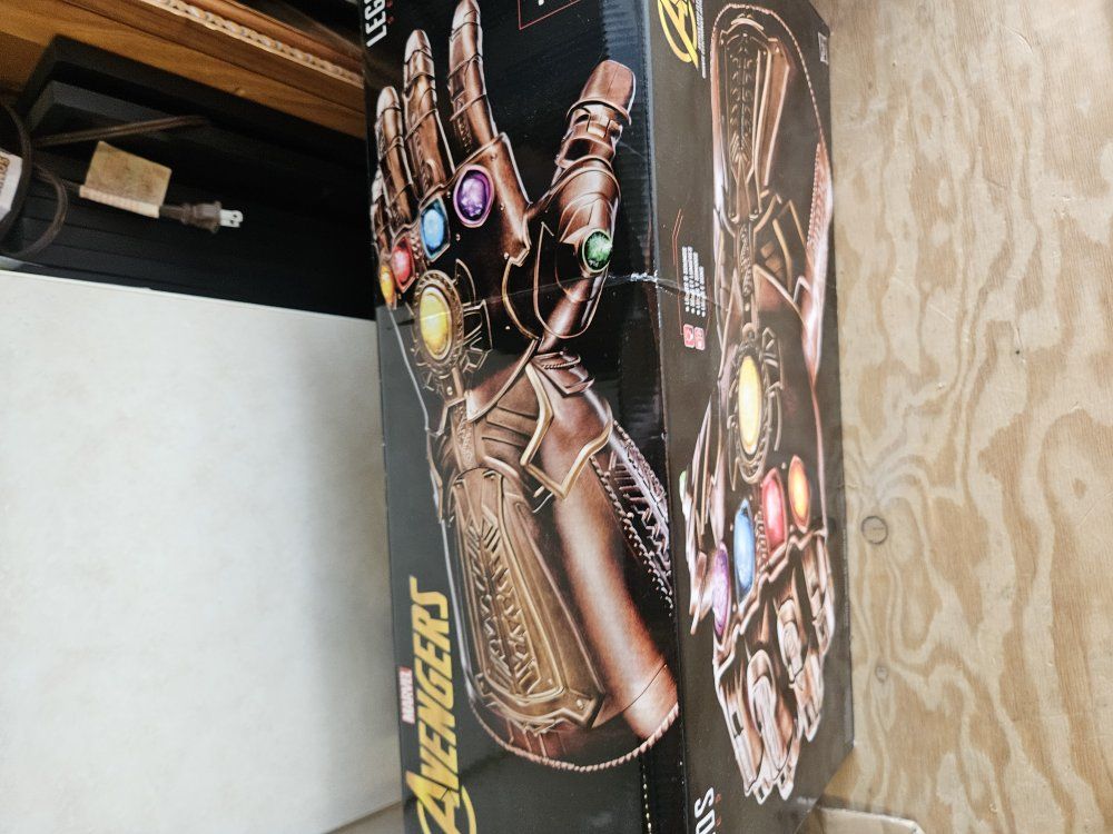 marvel Thanos gauntlet