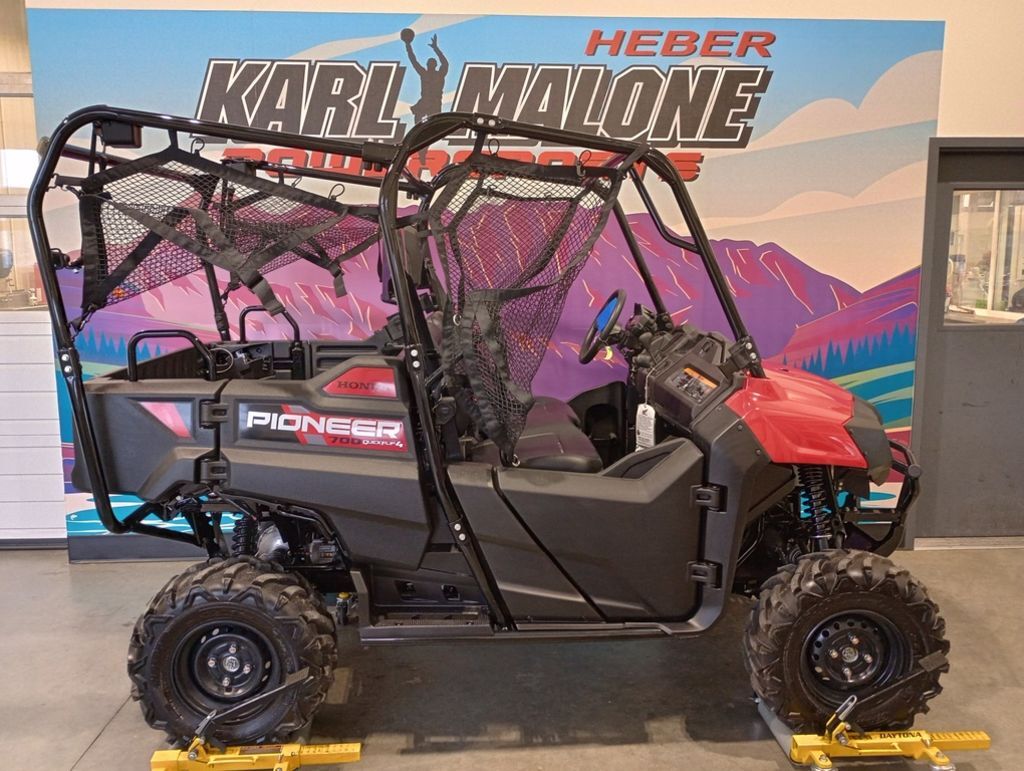 2025 Honda® Pioneer 700-4