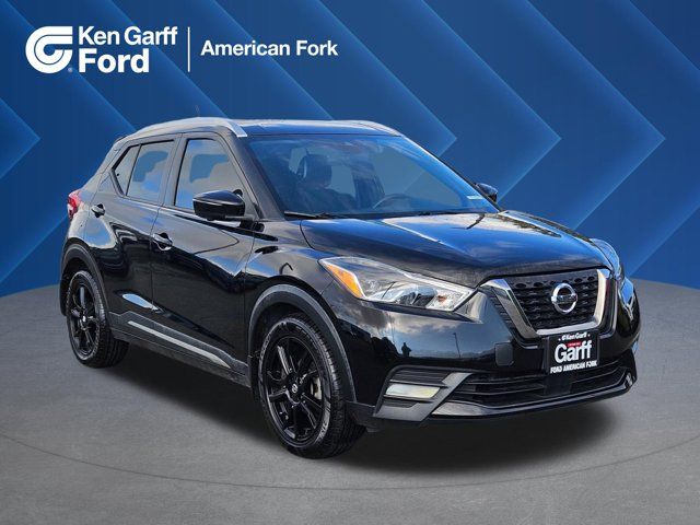 2020 Nissan Kicks SR
