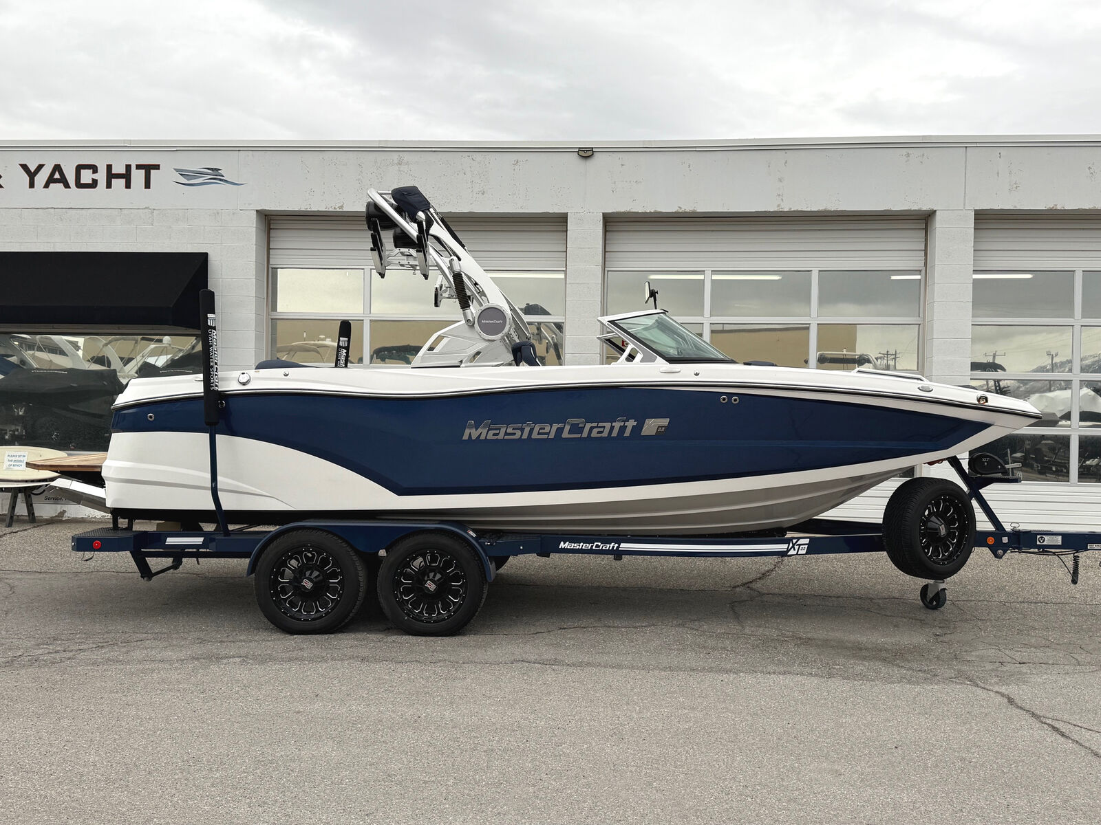 2019 22' MasterCraft XT22 Bowrider