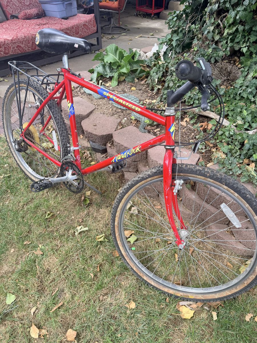 Specialized hard rock mountain bike, medium size