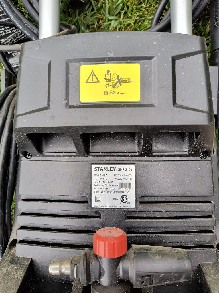Stanley SHP 2150 Electric Pressure Washer 2150 PSI Max w/ Nozzles