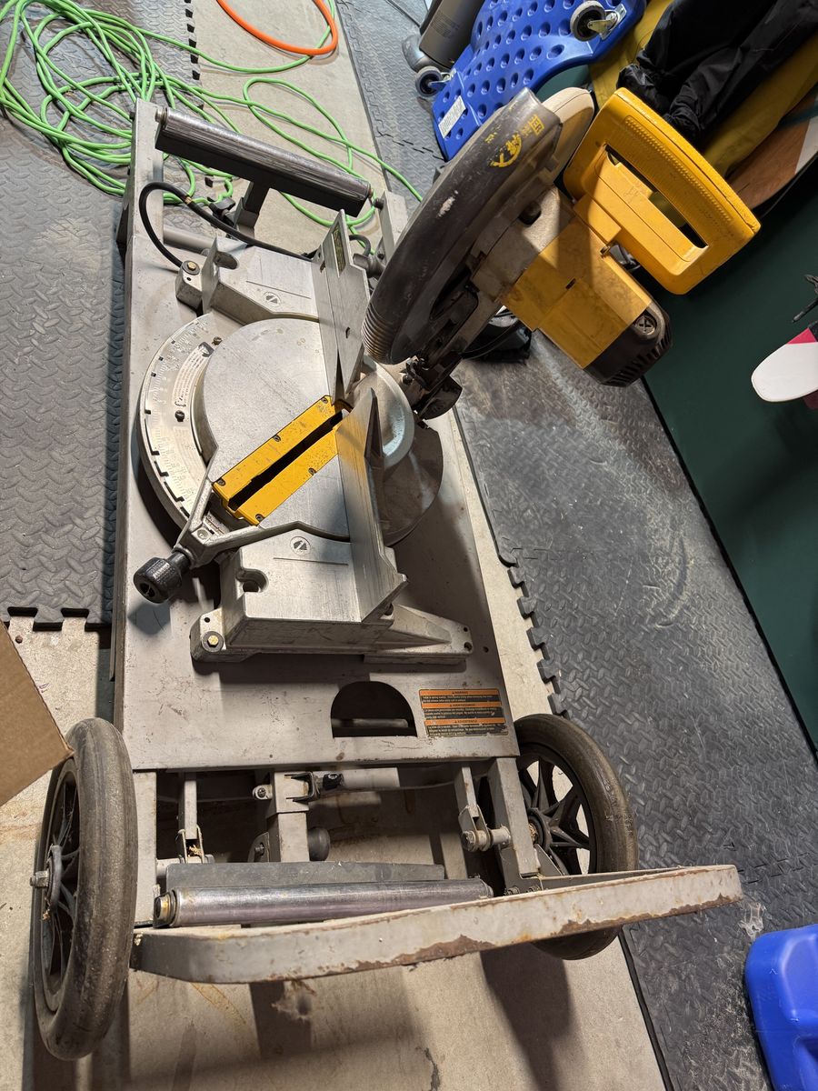 Dewalt DW705 Miter Saw