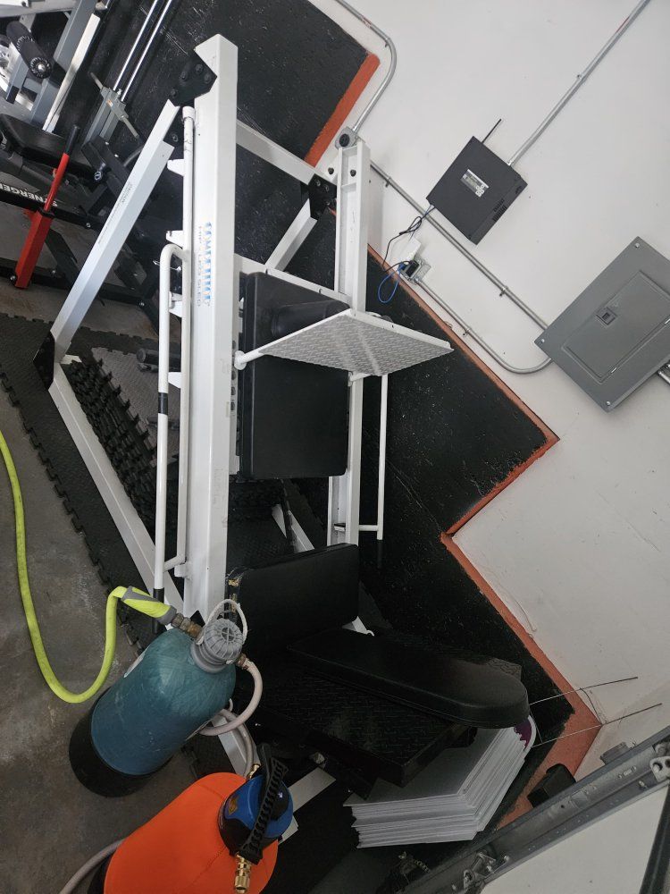 Main image 7