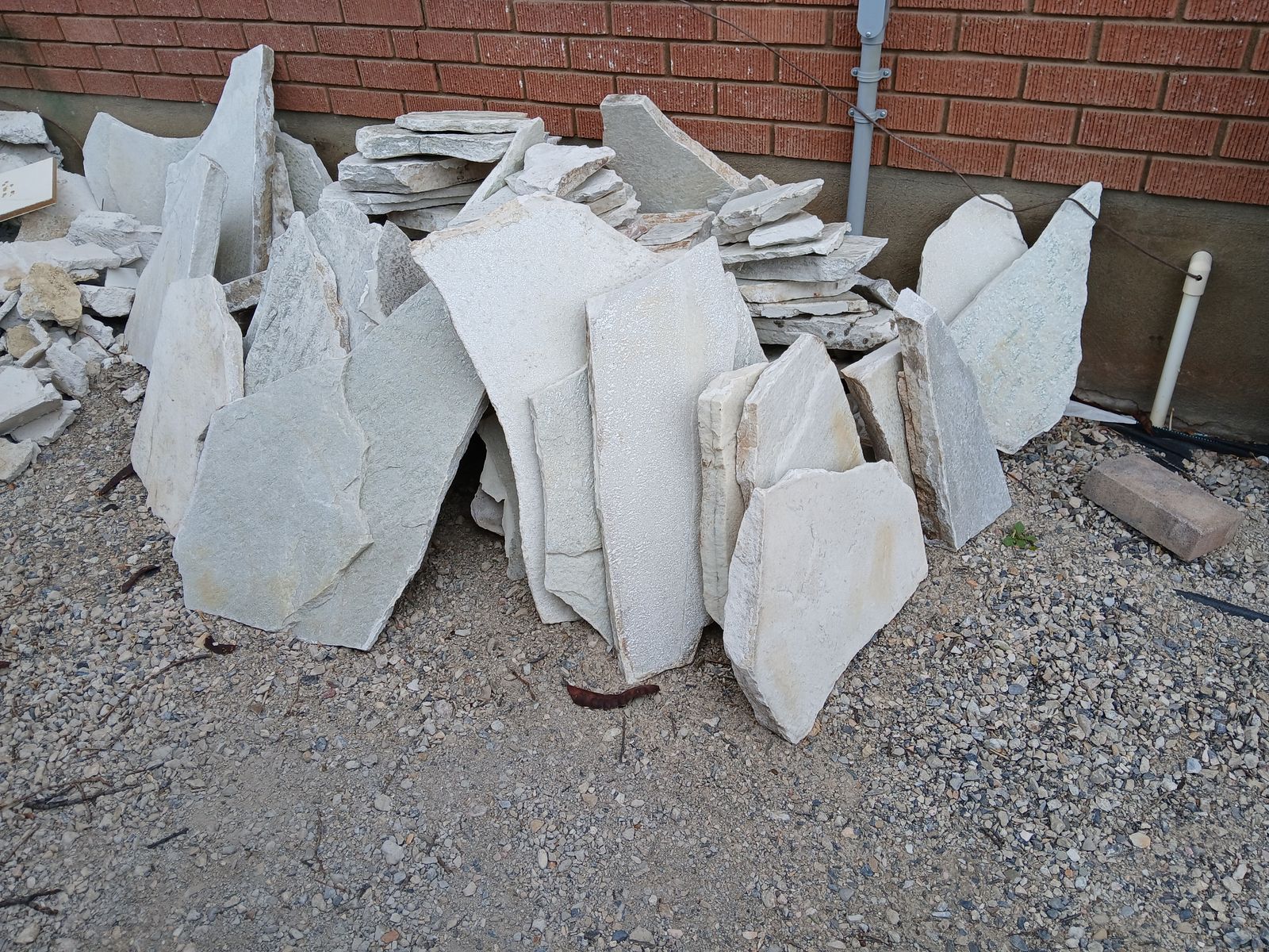 Silver Flagstone Used 1 1/2 to 2in