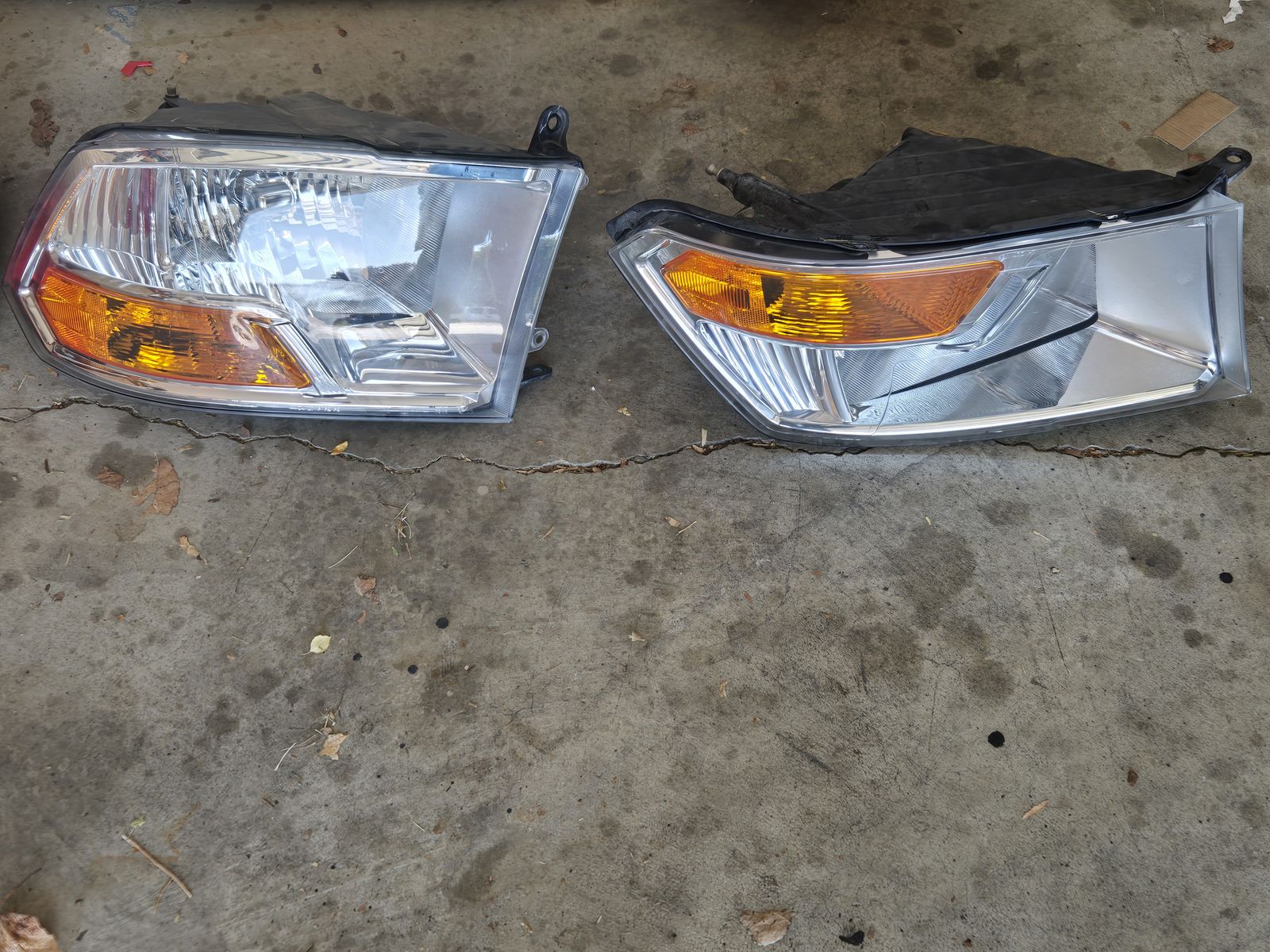 2009 Dodge Ram Tailight/Headlight/Grill