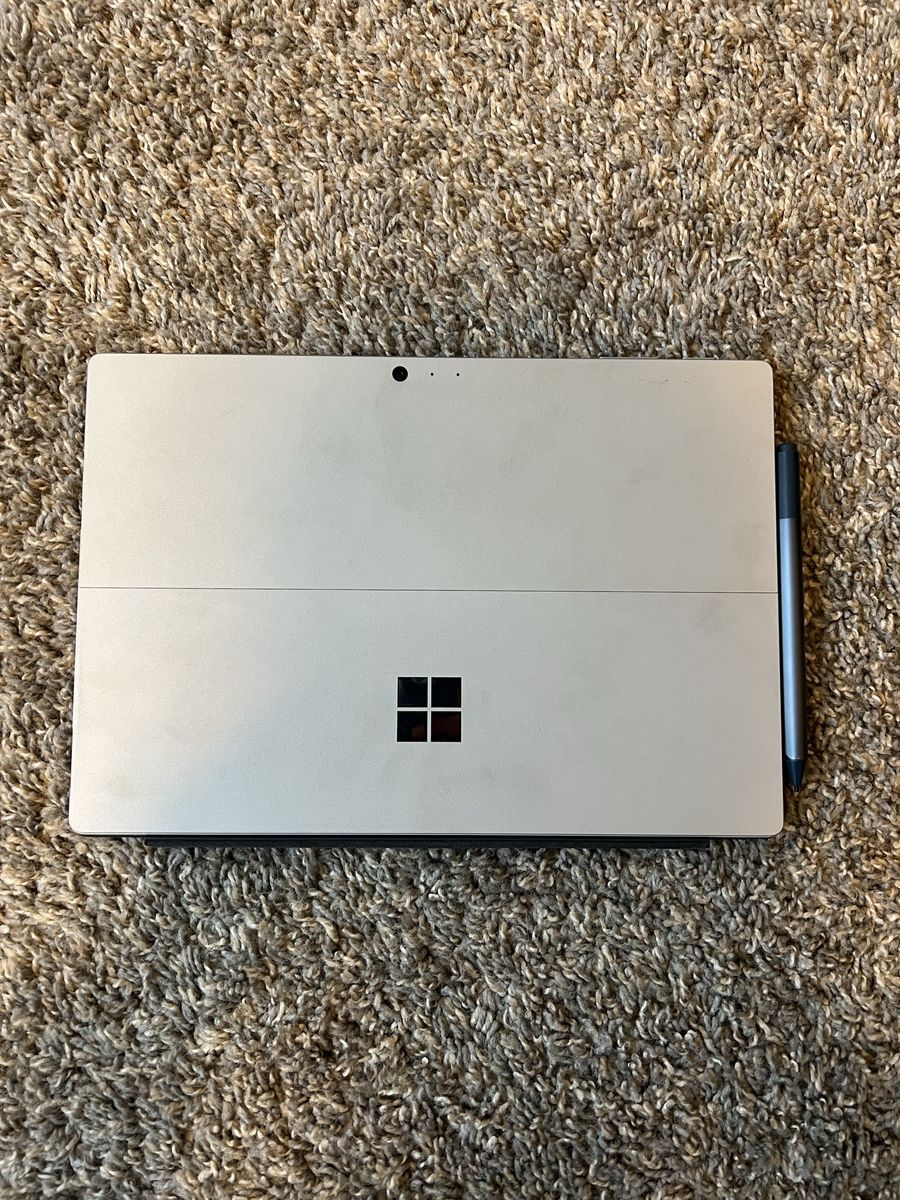 Microsoft Surface Pro 6 12.3" i5-8250U 8GB RAM 128GB SSD with Pen and Type Cover