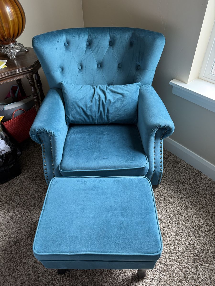 Teal Velvet Tufted Accent Chair & Ottoman Set - Nailhead Trim, Excellent Condition