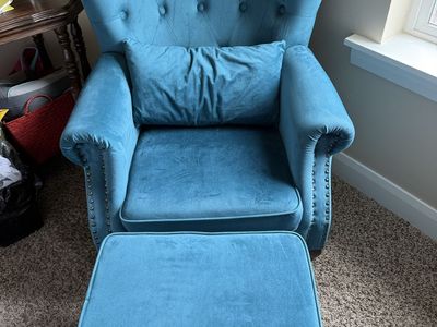 Teal Velvet Tufted Accent Chair & Ottoman Set - Nailhead Trim, Excellent Condition