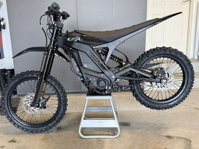 2026 E Ride Pro SR -25 kW 18/19 Wheels + Long Seat