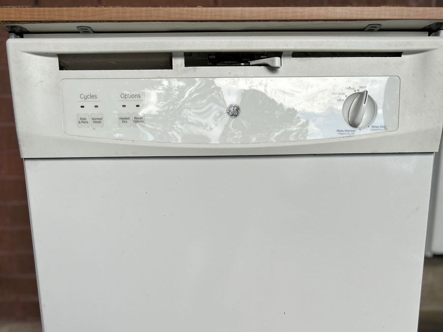 Main image 1