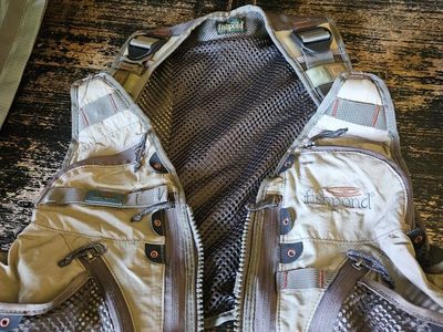 fish pond fly vest