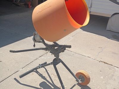 Electric concrete mixer.
