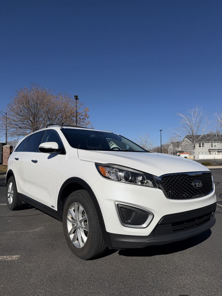 2016 KIA SORENTO L