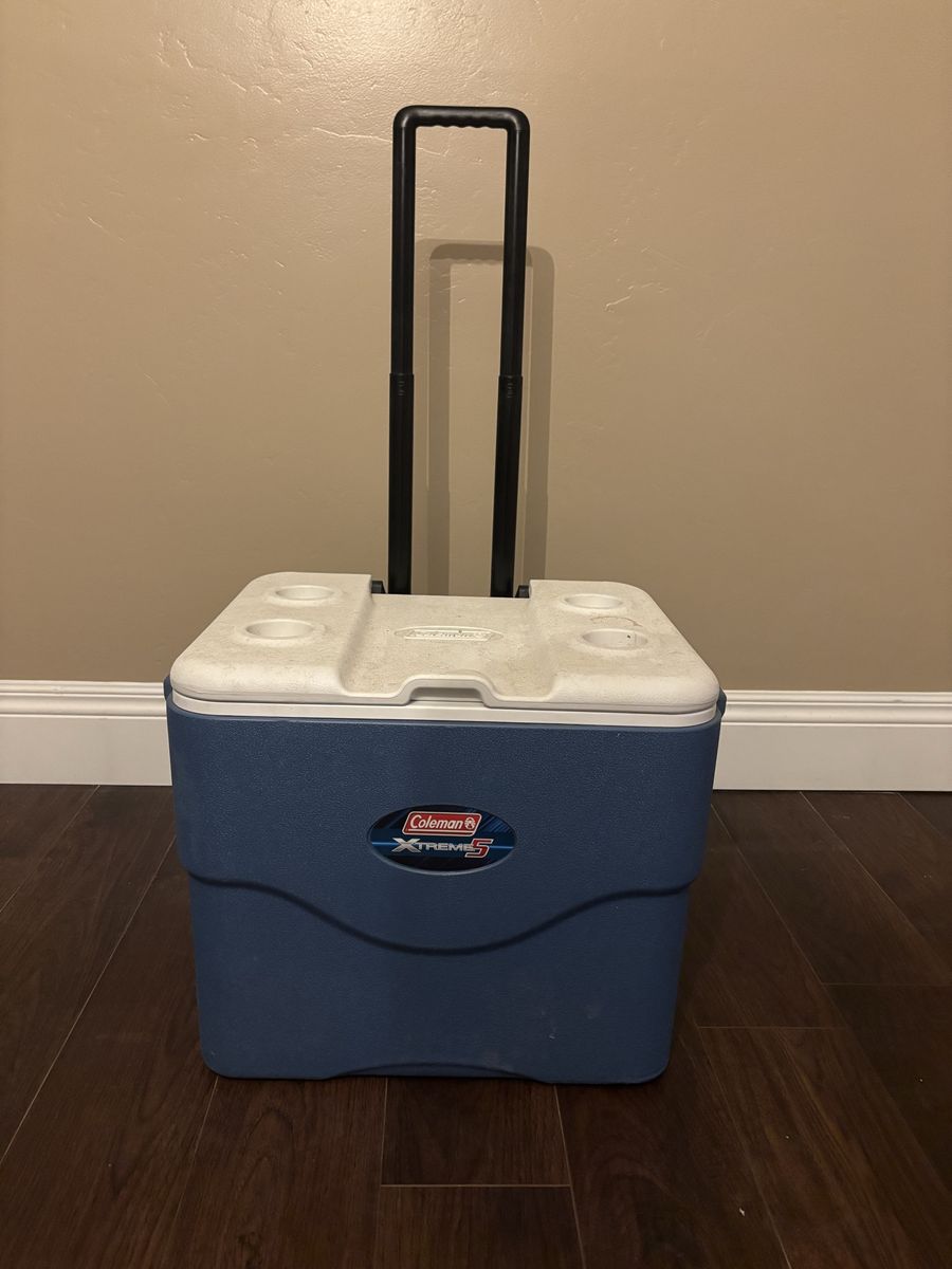 Coleman Xtreme 5 Wheeled Cooler with Handle - Blue/White, Portable Design
