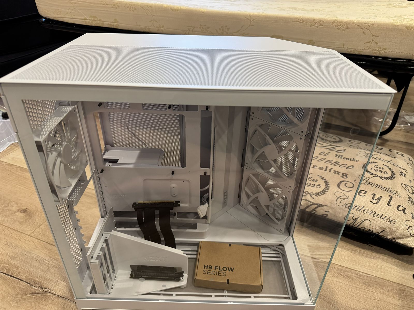 NZXT H9 Flow 2025