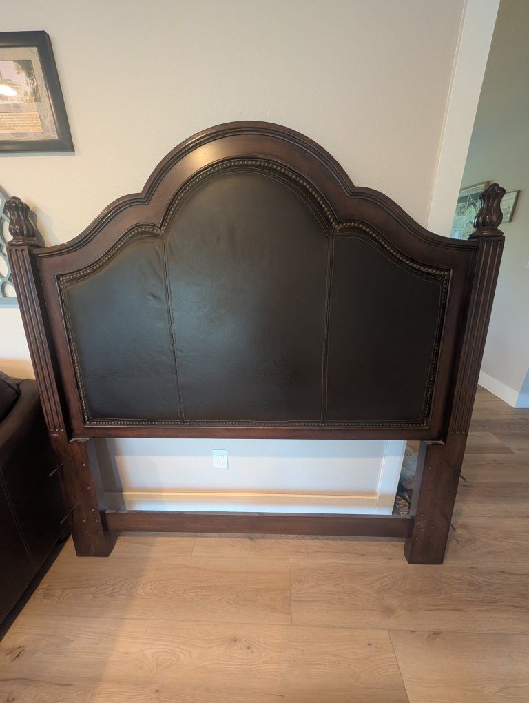 Beautiful Solid Wood Queen Bed Frame $90 OBO