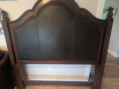 Beautiful Solid Wood Queen Bed Frame $90 OBO