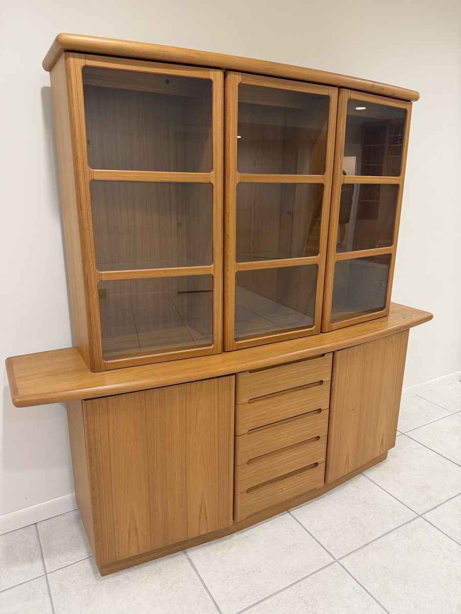 Teak Hutch