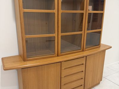 Teak Hutch