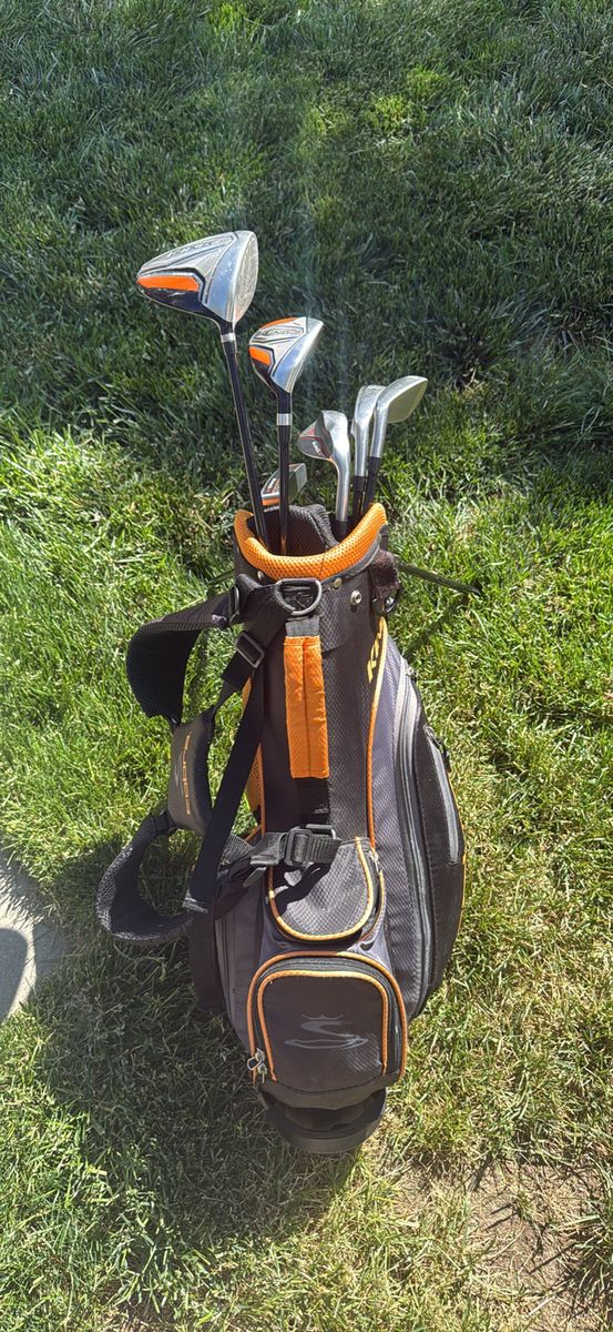King Cobra Junior 9 piece Golf Club Set
