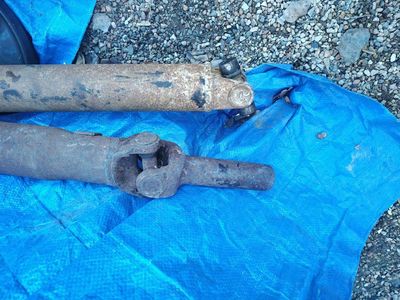 Drive line two piece Chev