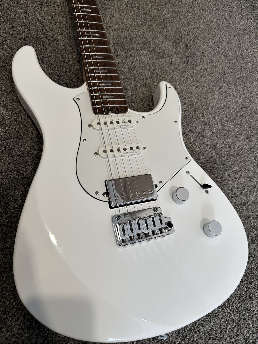 Yamaha Pacifica Standard Plus