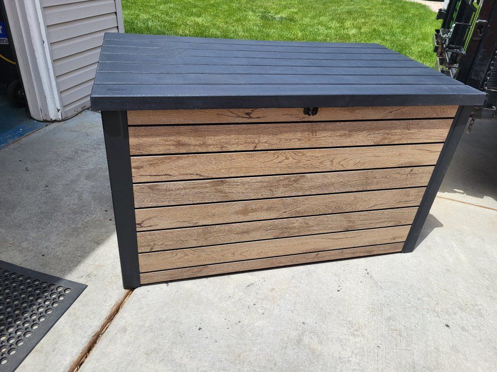 230Gal XXL Keter Outdoor Storage Deck Box w/Hydraulic Slow Close Lid
