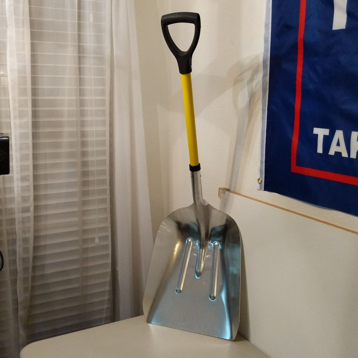 aluminum scoop shovel 