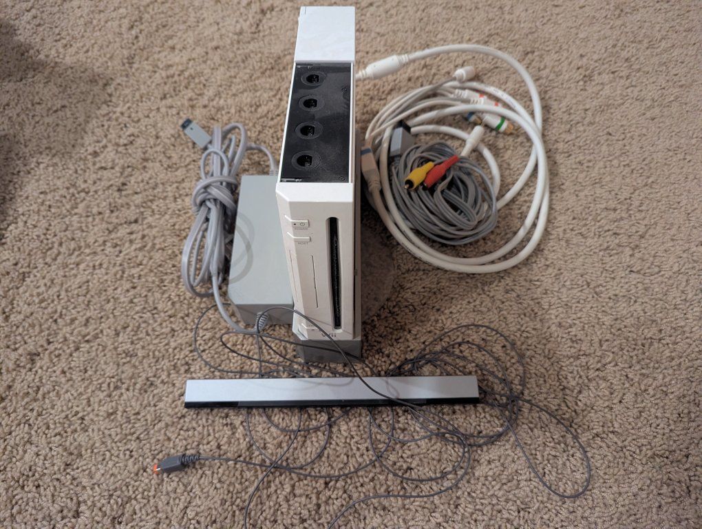 Wii games and accessories