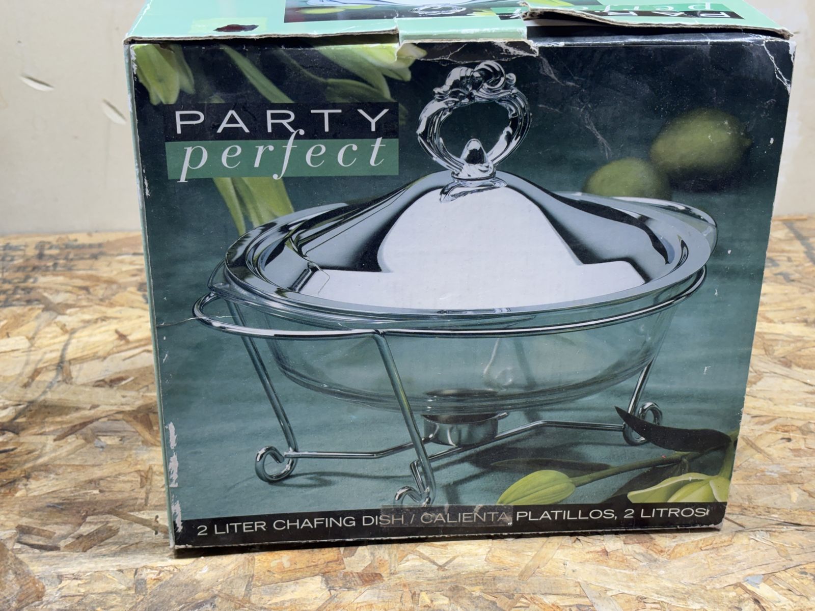 Brand New "Perfect Party" 2-Liter Chafing/Serving Dish – $5