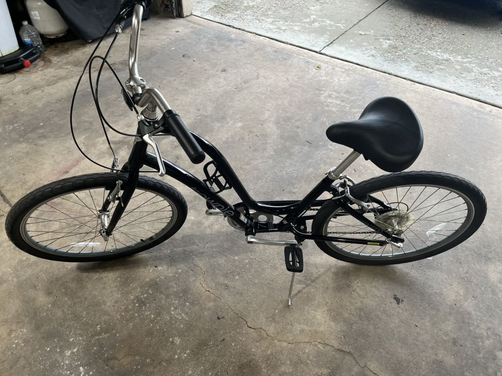 Trek Electra Townie 7D EQ Step-Thru Bike EUC