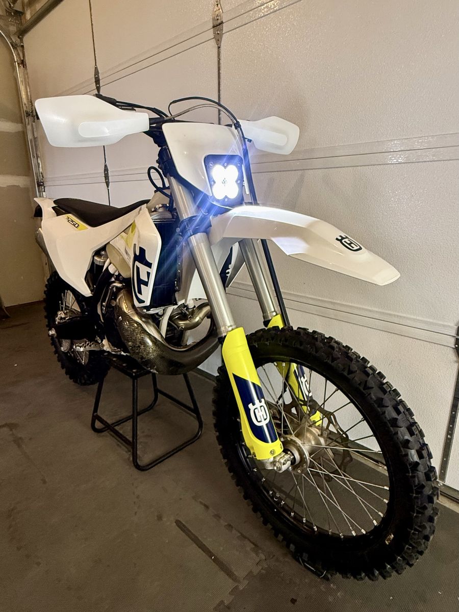 2019 Husqvarna TE 250 (250i)