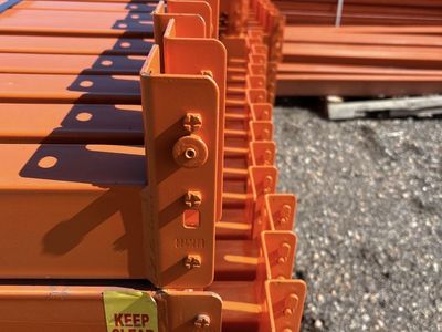 Used Pallet Racking-Industrial Pallet Rack-Warehouse Shelving/Shelves-Teardrop Beams-Uprights-Wire decking-Material Handling