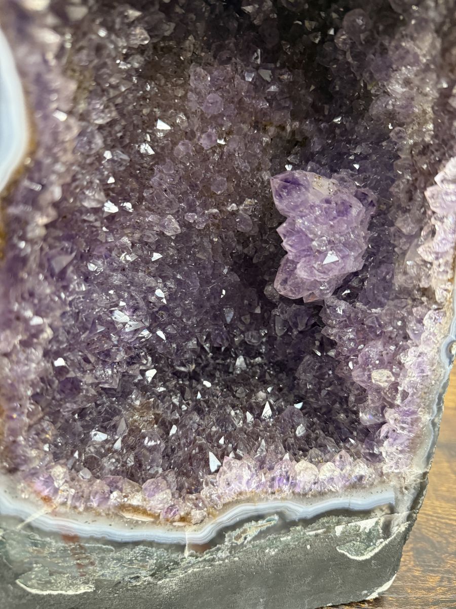 Main image 2