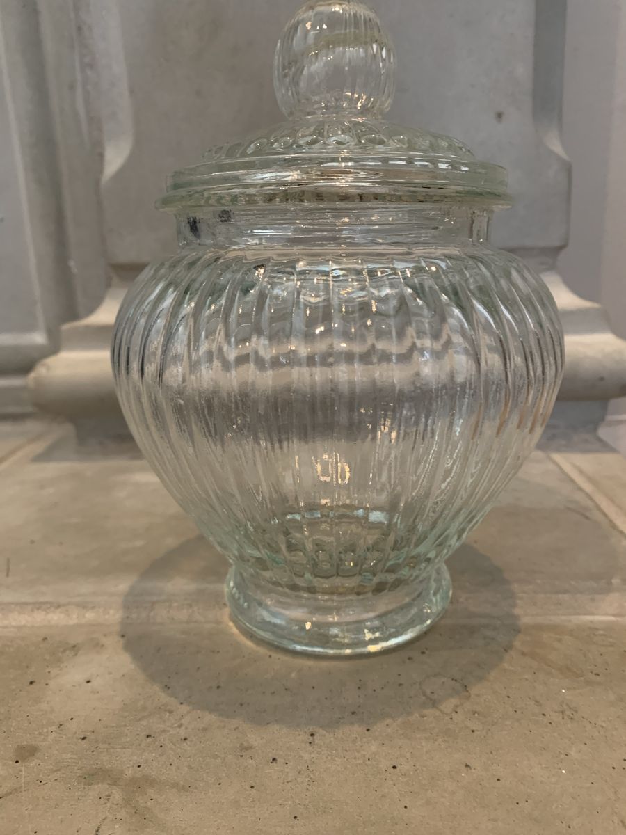Vintage Ribbed Clear Glass Apothecary Jar Canister with Lid Vanity Retro Look 7 1/4"