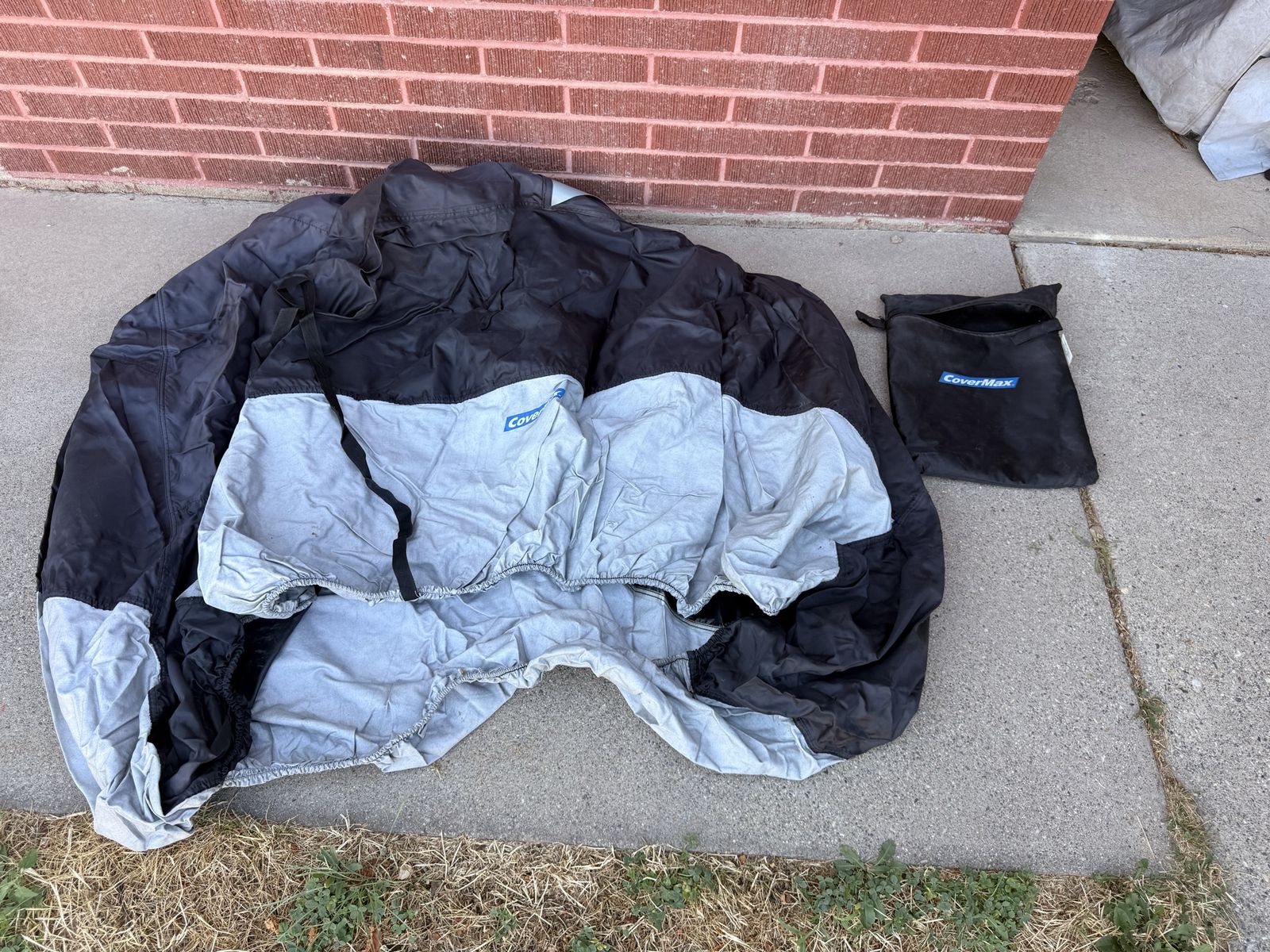 CoverMax Motorcycle Cover Black and Grey with Storage Bag