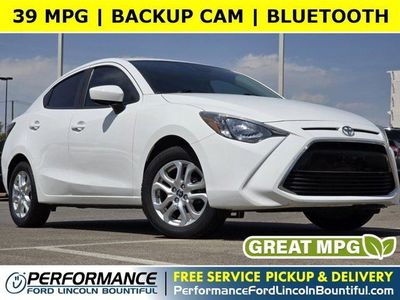 2017 Toyota Yaris Base