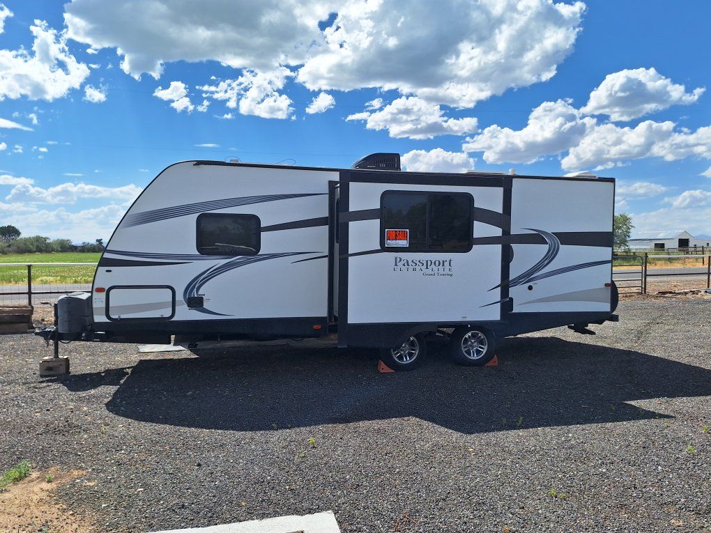 2016 24 ft keystone passport ultra light