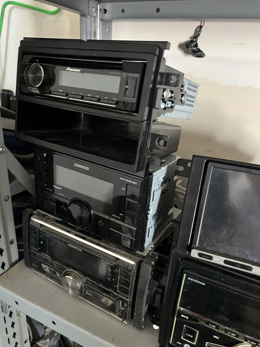 Bluetooth car stereos